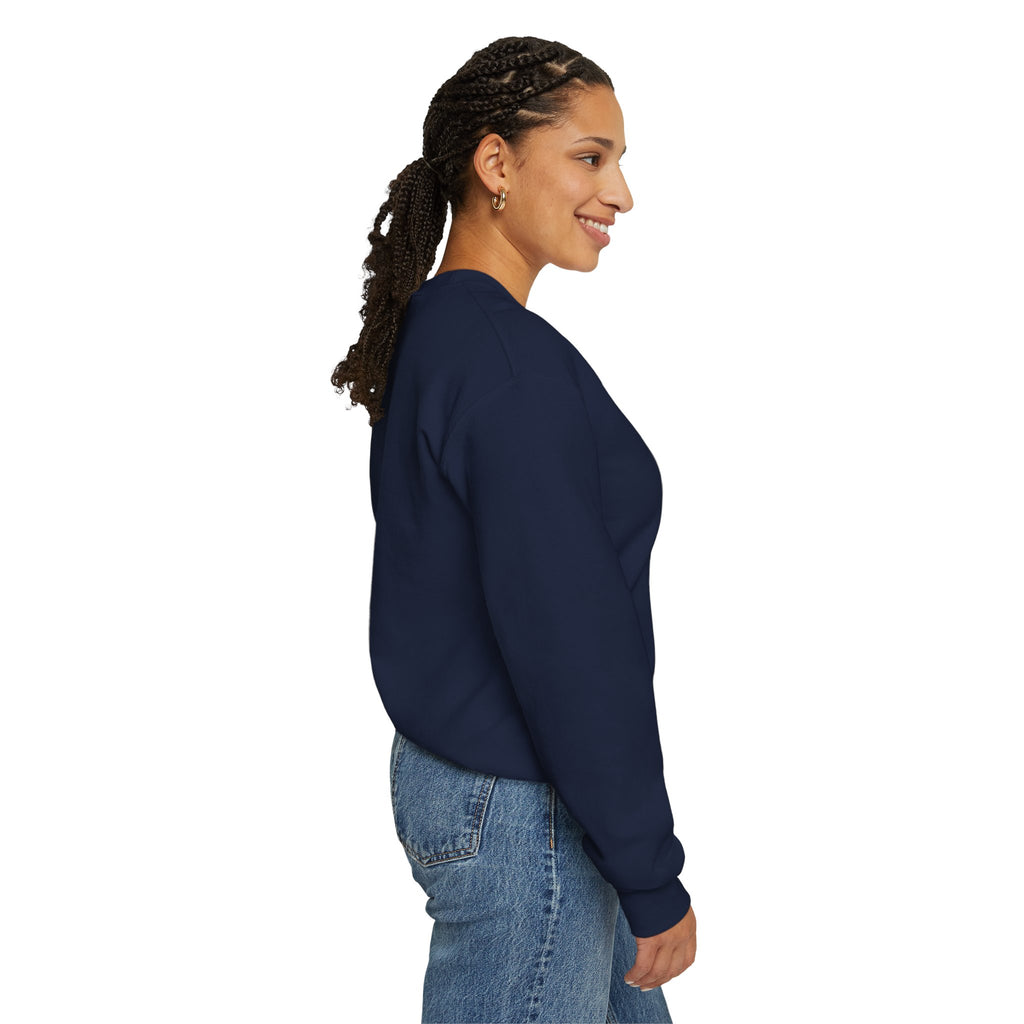Classic White Crewneck Sweatshirt — Minimal Casual Pullover