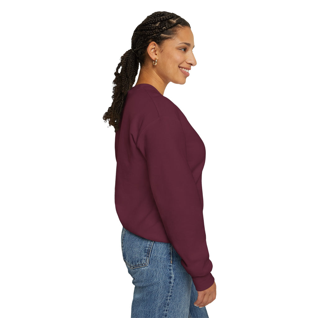 Classic White Crewneck Sweatshirt — Minimal Casual Pullover
