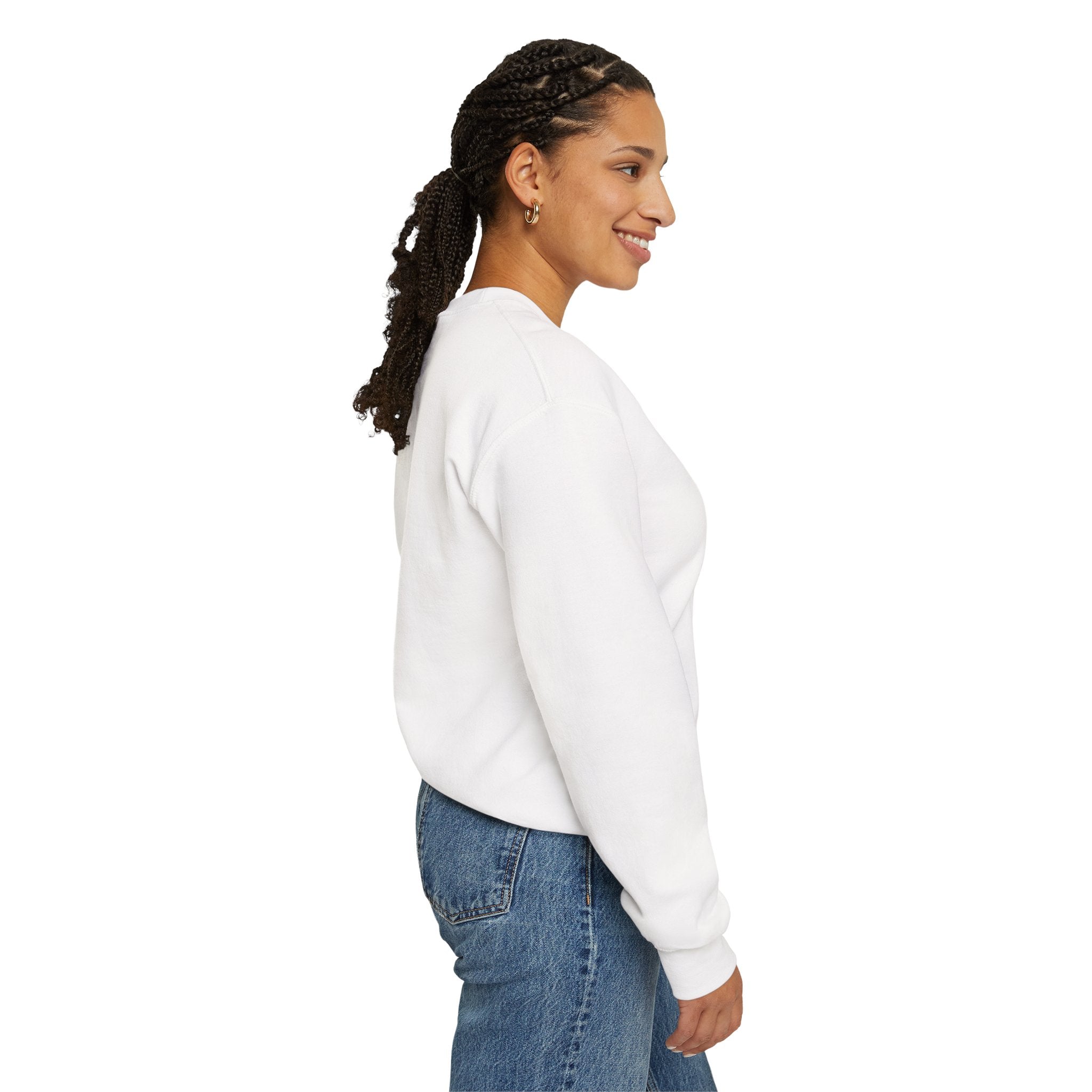 Classic White Crewneck Sweatshirt — Minimal Casual Pullover