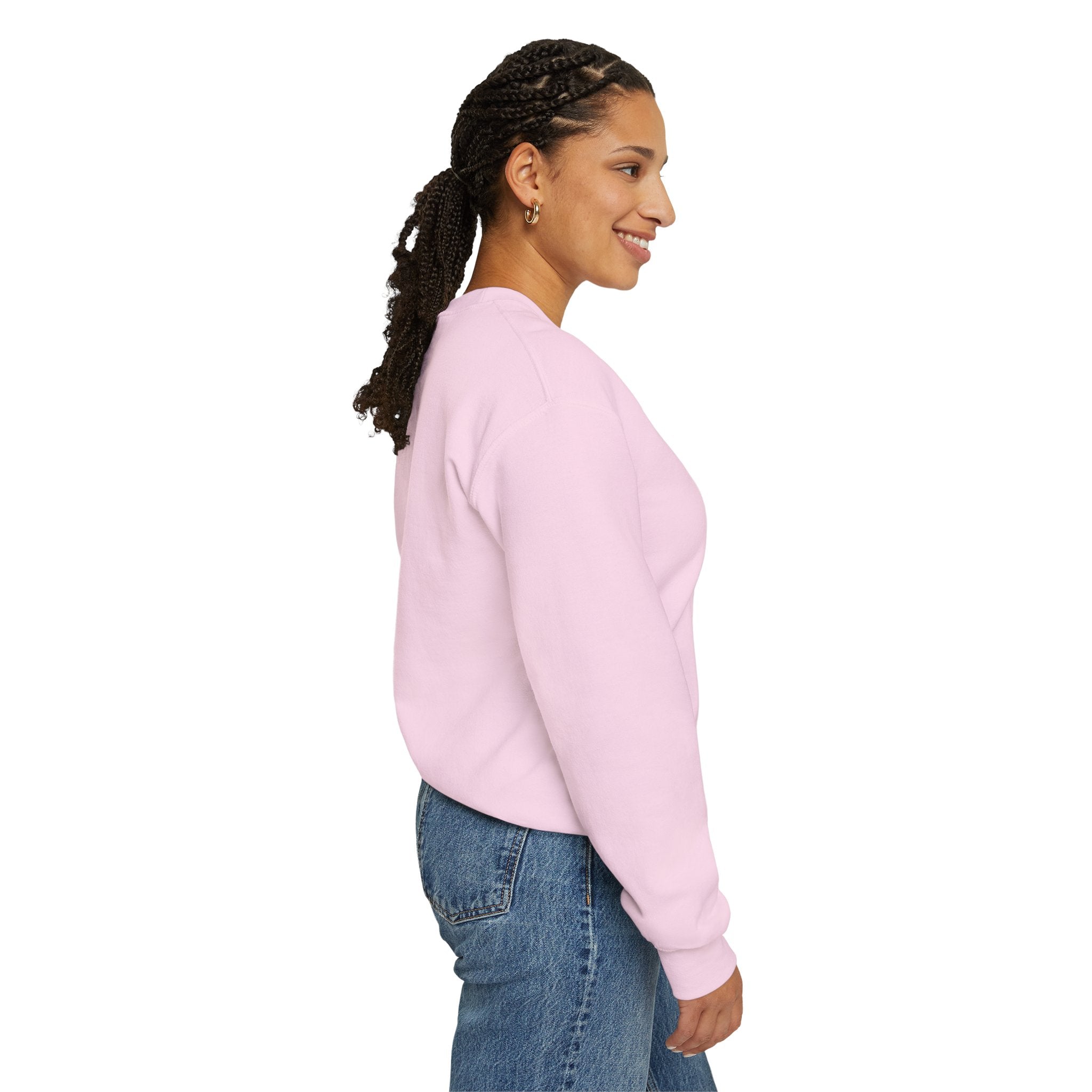 Classic White Crewneck Sweatshirt — Minimal Casual Pullover